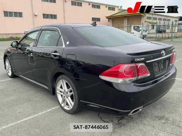Toyota CROWN 2010 8770017-1