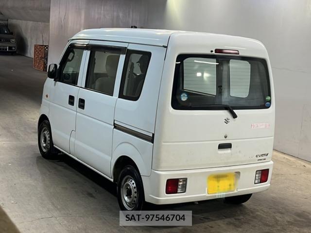 Suzuki EVERY 2015 8701084-1