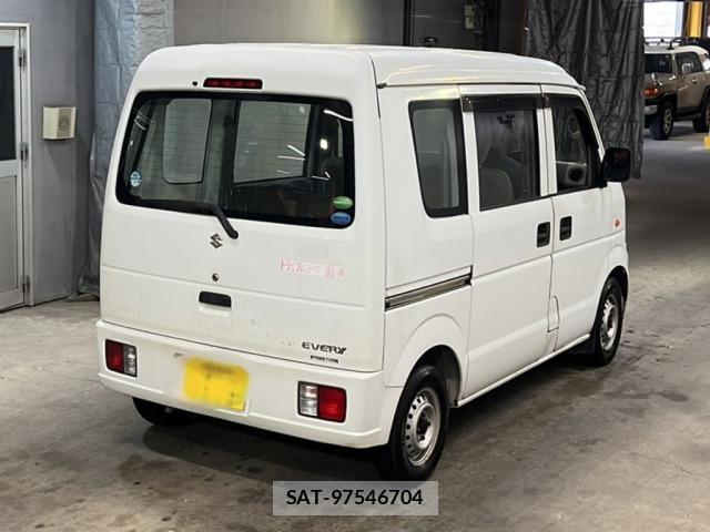 Suzuki EVERY 2015 8701084-5