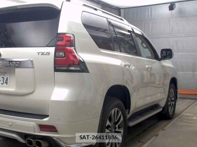 Toyota LAND CRUISER PRADO 2023 8906675-5