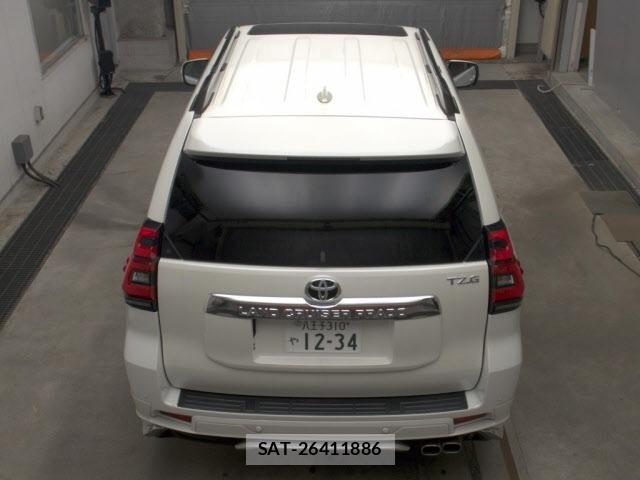 Toyota LAND CRUISER PRADO 2023 8906675-7