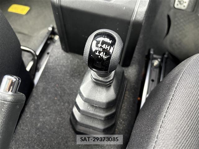 Suzuki JIMNY 2024 8748521-18