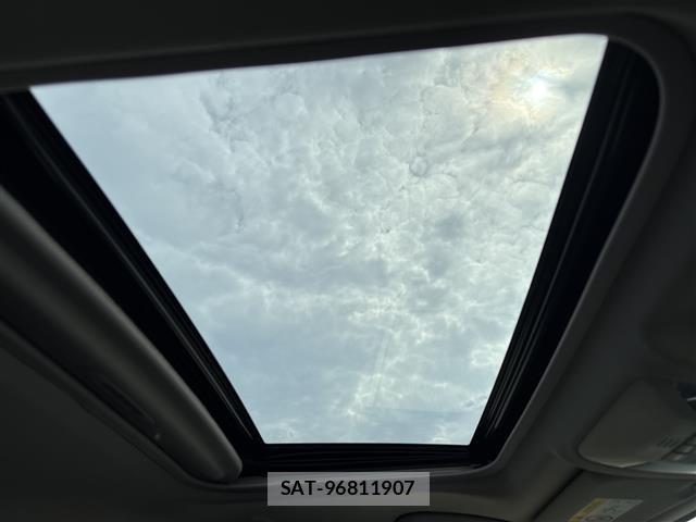 Toyota RAV4 2021 8937990-1
