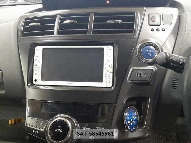 Toyota PRIUS 2014 8938405-12