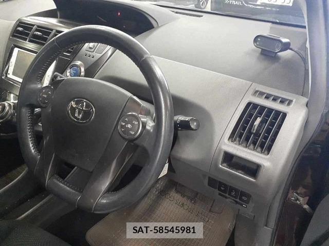 Toyota PRIUS 2014 8938405-9