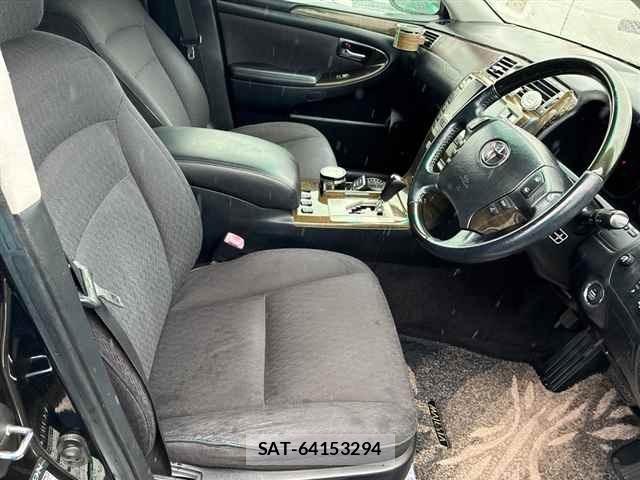 Toyota CROWN MAJESTA 2007 8939651-7
