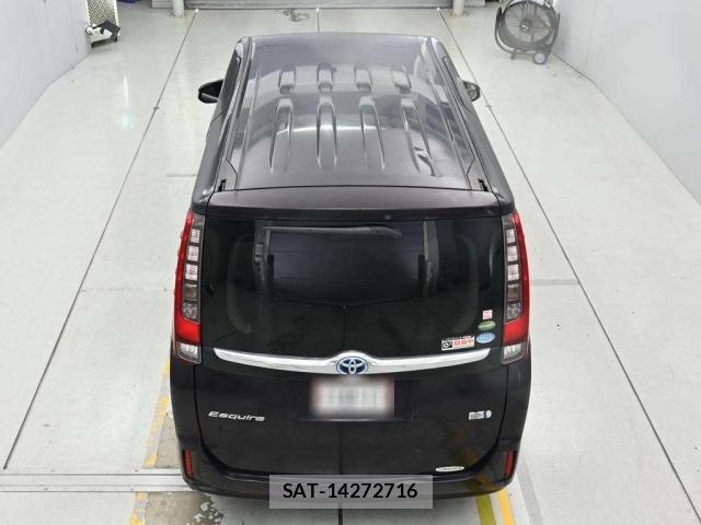 Toyota ESQUIRE 2015 8785006-8