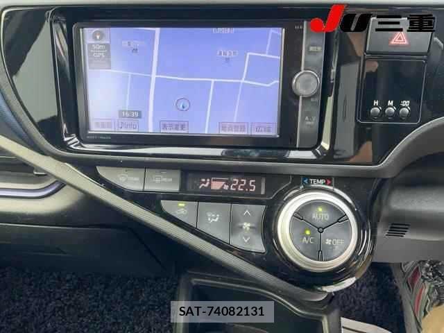 Toyota AQUA 2015 8682950-11