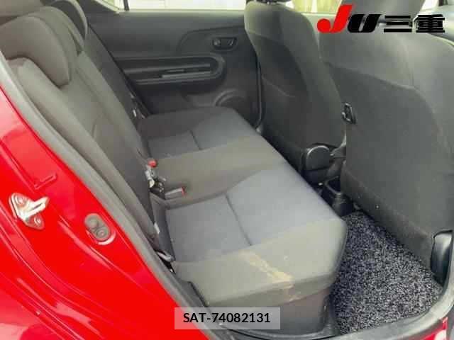 Toyota AQUA 2015 8682950-5