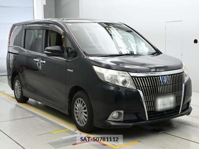 Toyota ESQUIRE 2015 8908422-5