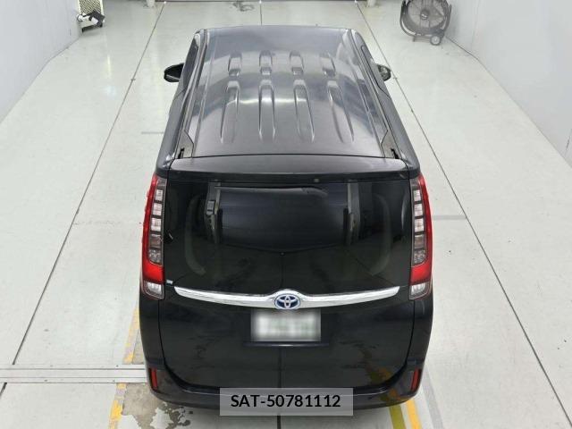 Toyota ESQUIRE 2015 8908422-8