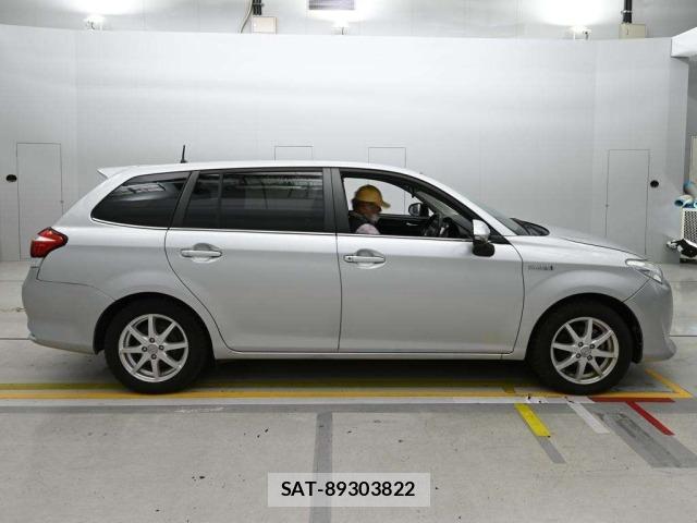 Toyota COROLLA FIELDER 2015 8689054-3