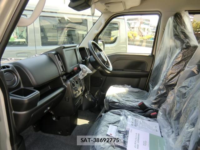 Suzuki EVERY 2026 8679646-10