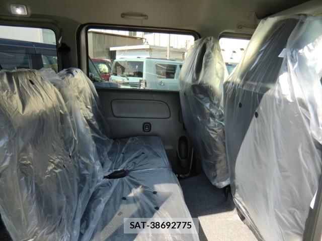 Suzuki EVERY 2026 8679646-11