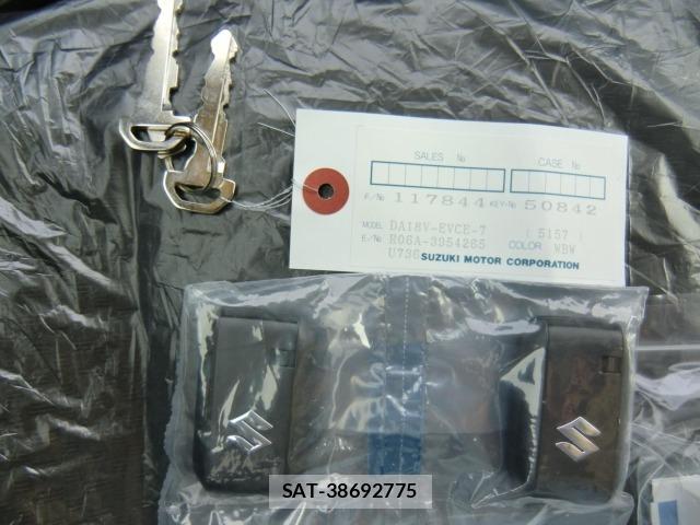 Suzuki EVERY 2026 8679646-17
