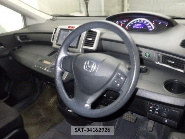 Honda FREED 2011 8775155-3