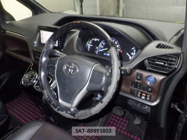 Toyota ESQUIRE 2016 8863260-3