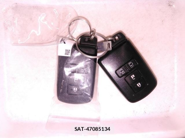 Toyota SIENTA 2015 8764417-10