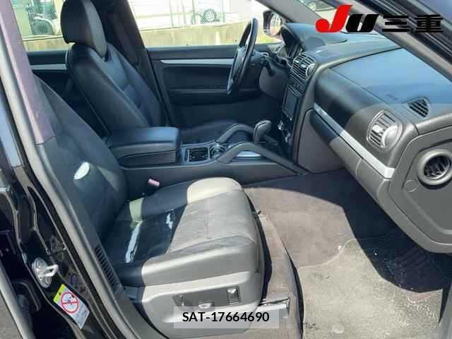 Porsche CAYENNE 2012 8680326-4