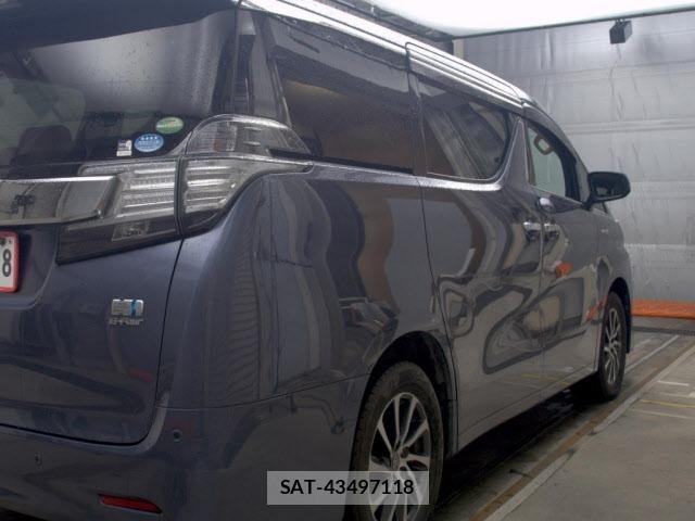 Toyota VELLFIRE 2015 8903555-5