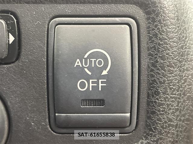 Nissan NOTE 2013 8910972-21