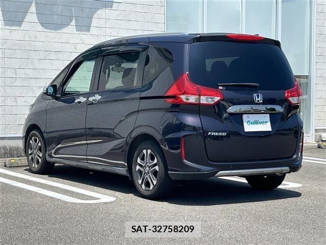 Honda FREED 2024 8684008-13