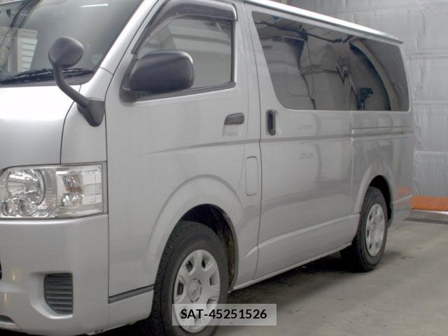 Toyota HIACE VAN 2016 8870083-4