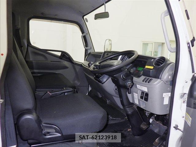Mitsubishi CANTER 2018 8863600-5