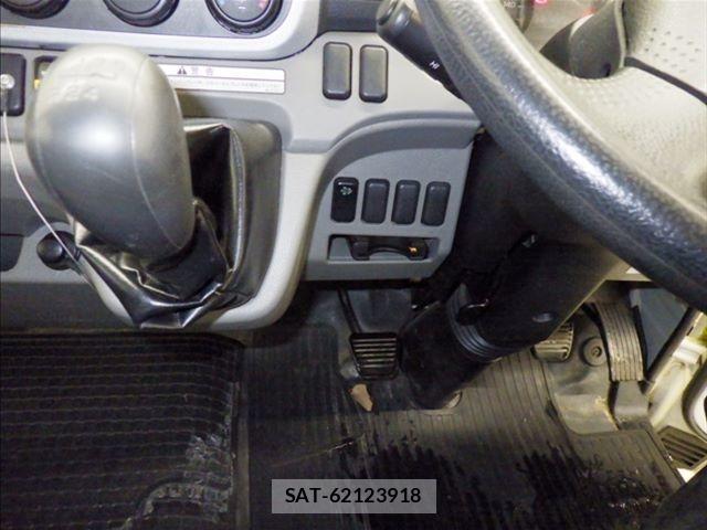 Mitsubishi CANTER 2018 8863600-7