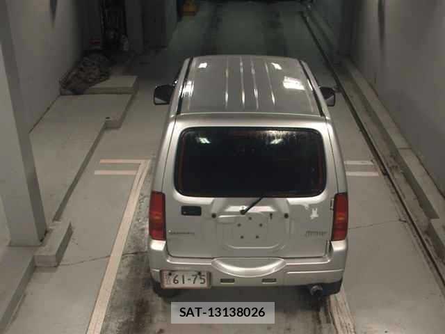 Suzuki JIMNY 2005 8931676-7