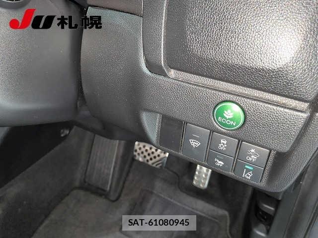 Honda FIT 2018 8722640-4