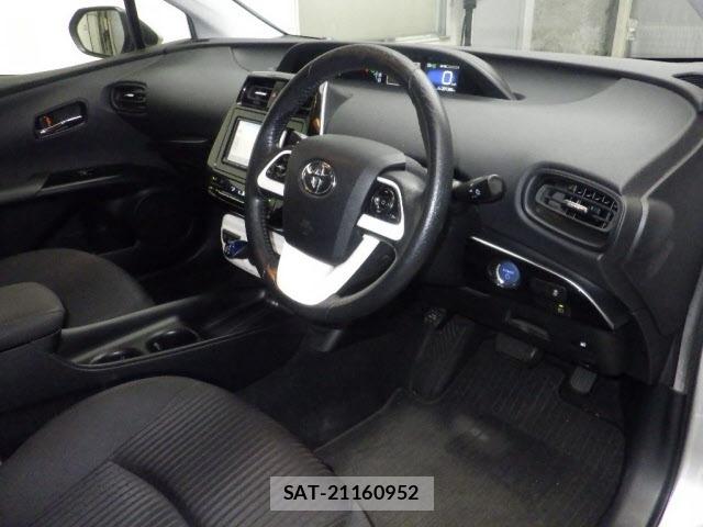 Toyota PRIUS 2016 8691575-3