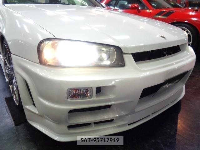 Nissan SKYLINE 2000 8909114-11