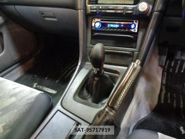 Nissan SKYLINE 2000 8909114-6