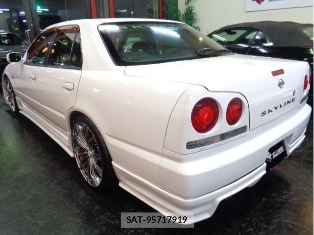 Nissan SKYLINE 2000 8909114-8