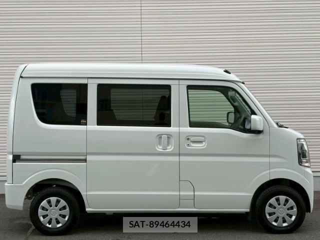 Suzuki EVERY 2025 8747926-17