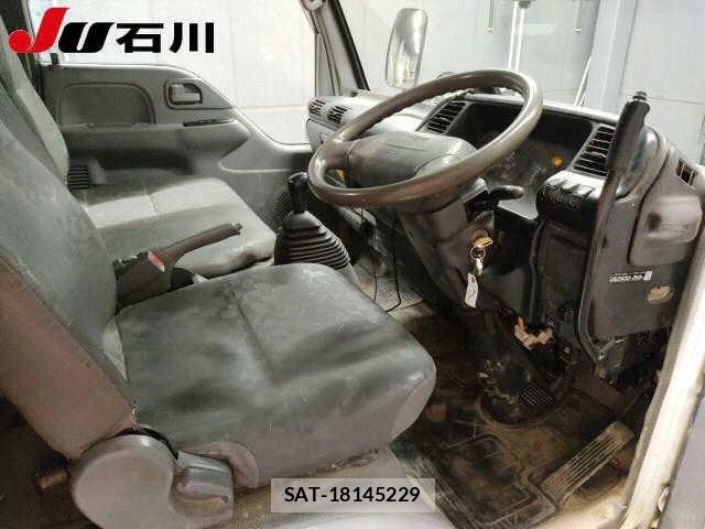 Mazda TITAN 2006 8786786-3