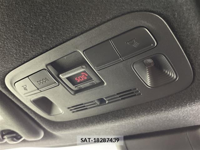 Toyota AQUA 2023 8946493-12