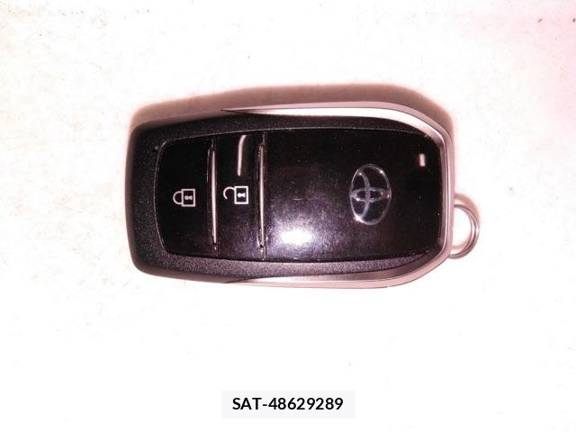 Toyota AQUA 2025 8862346-10