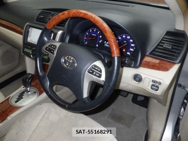 Toyota PREMIO 2015 8837868-3