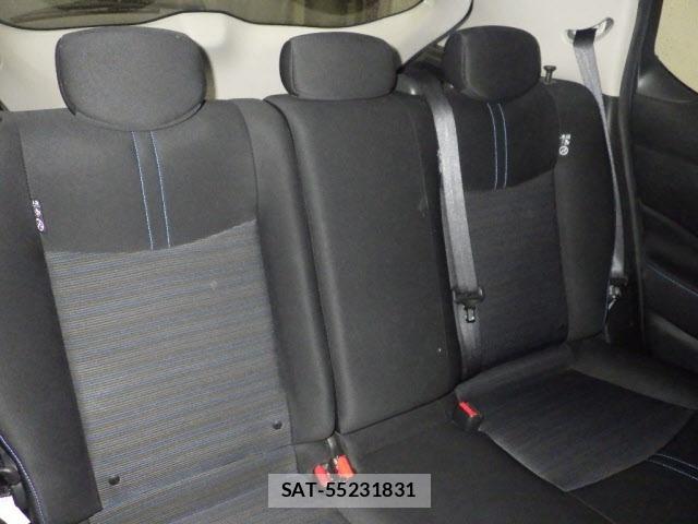 Nissan LEAF 2018 8928393-8