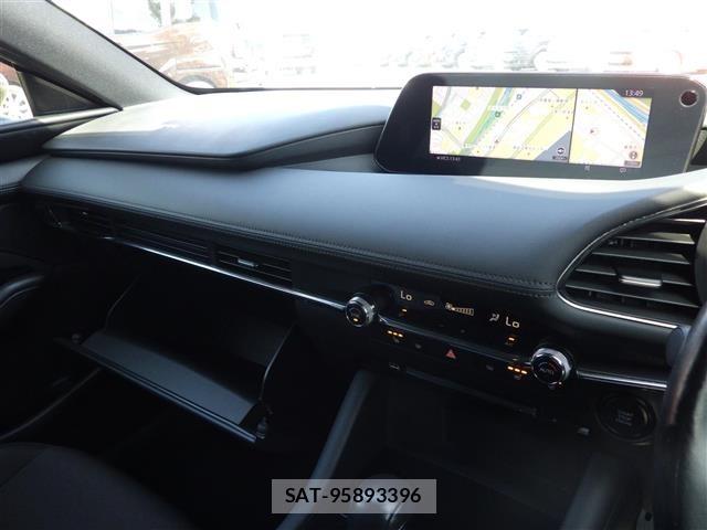 Mazda MAZDA3 2019 8909188-11