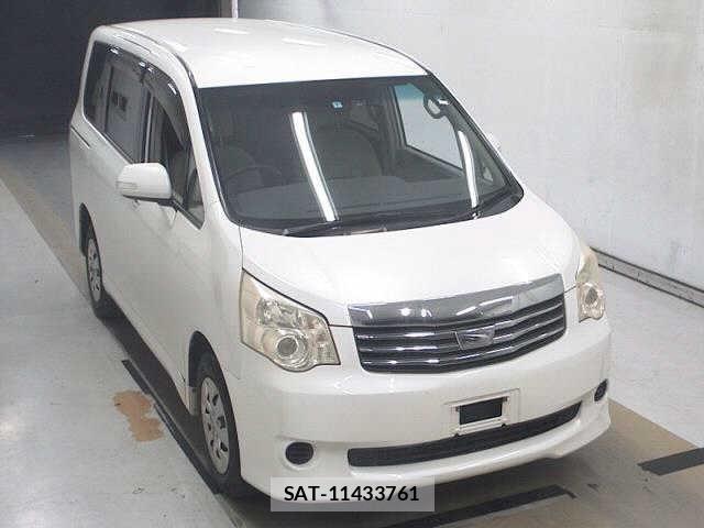 Toyota NOAH 2011 8722691-0