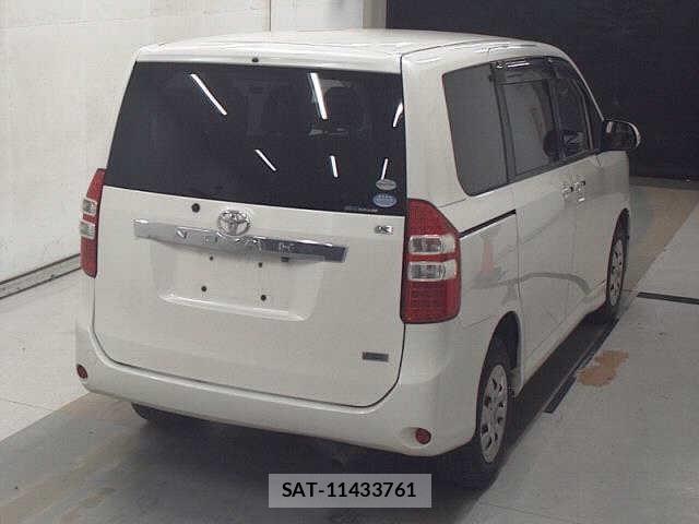 Toyota NOAH 2011 8722691-5