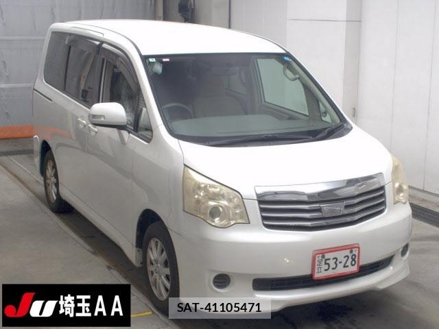 Toyota NOAH 2011 8870210-0