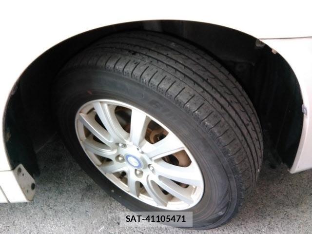 Toyota NOAH 2011 8870210-9