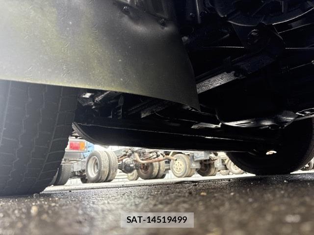 Mitsubishi CANTER 2001 8952800-11