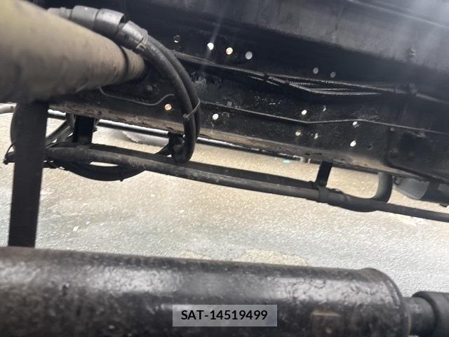 Mitsubishi CANTER 2001 8952800-13