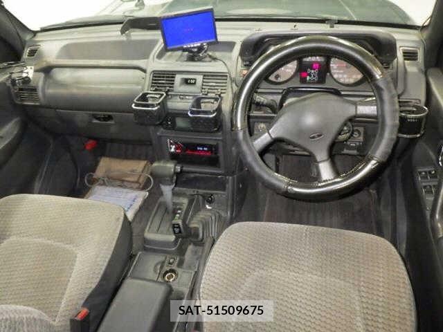 Mitsubishi PAJERO 1995 8717009-3