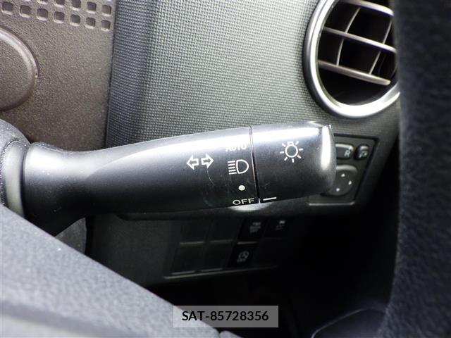 Toyota SPADE 2016 8917210-11